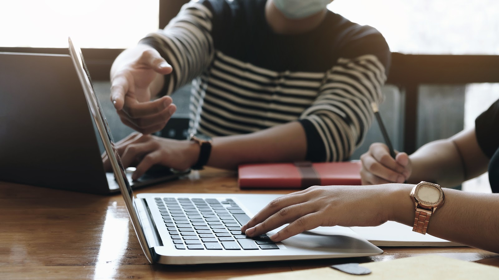 Factors You Should Consider When Opening a New Checking Account 