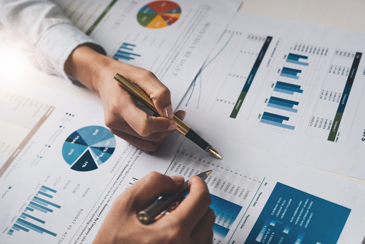 Should You Put Additional Money in Your 401(k) Plan?