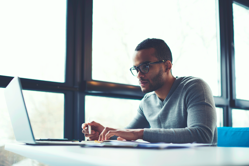 Five Financial Goals to Accomplish Before You Turn 30