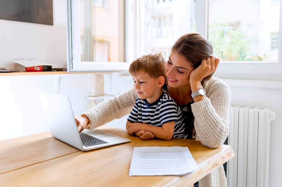 Should You Manage Your Own Investments or Hire a Wealth Advisor?