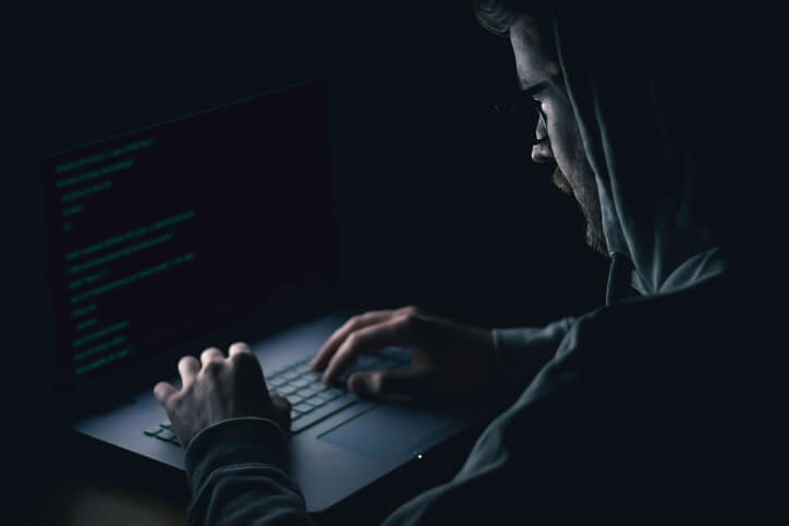 How to Identify Fake Websites